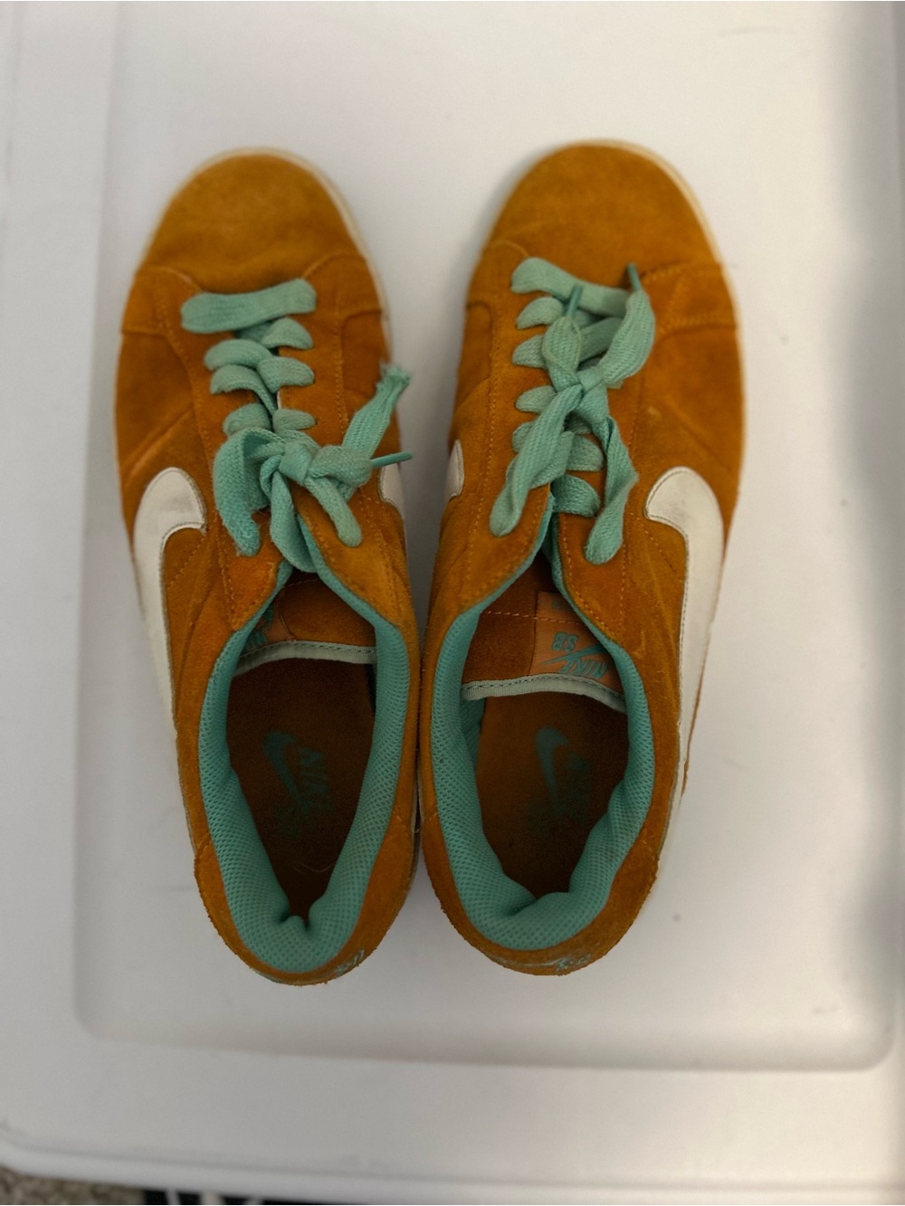 Nike Orange and Teal Casual Sneakers